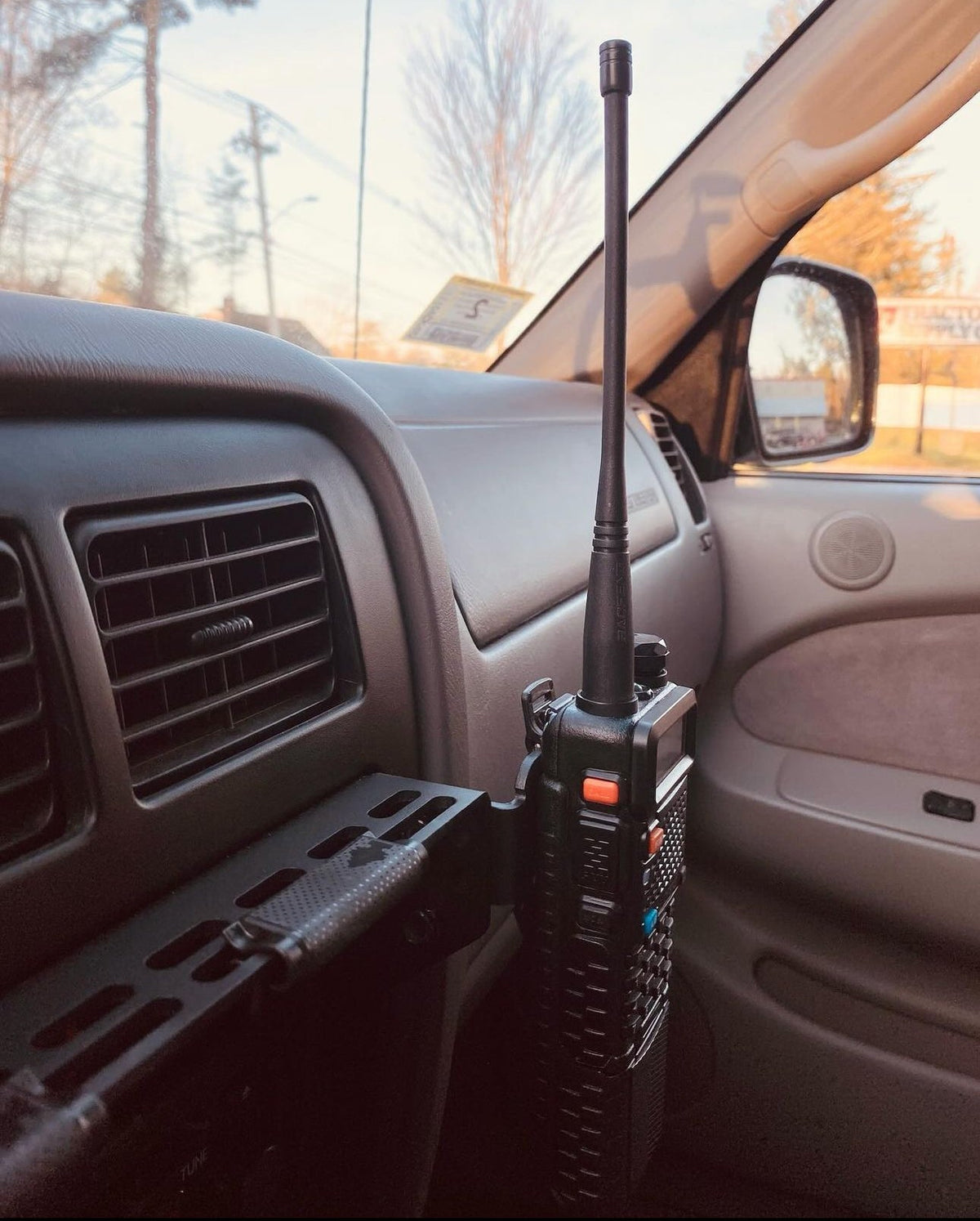 3rd Gen 4Runner Phone Dash Mount | Modular Accessory Mount (MAM) | (1996-2002)