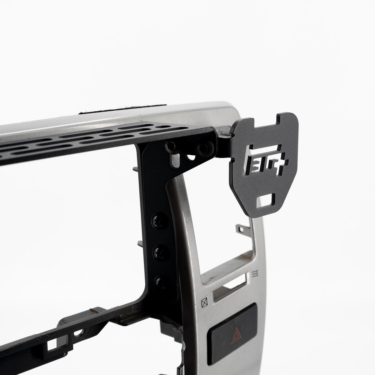 4th Gen 4Runner (03 - 09) Center Console Modular Accessory Dash Mount (MAM)
