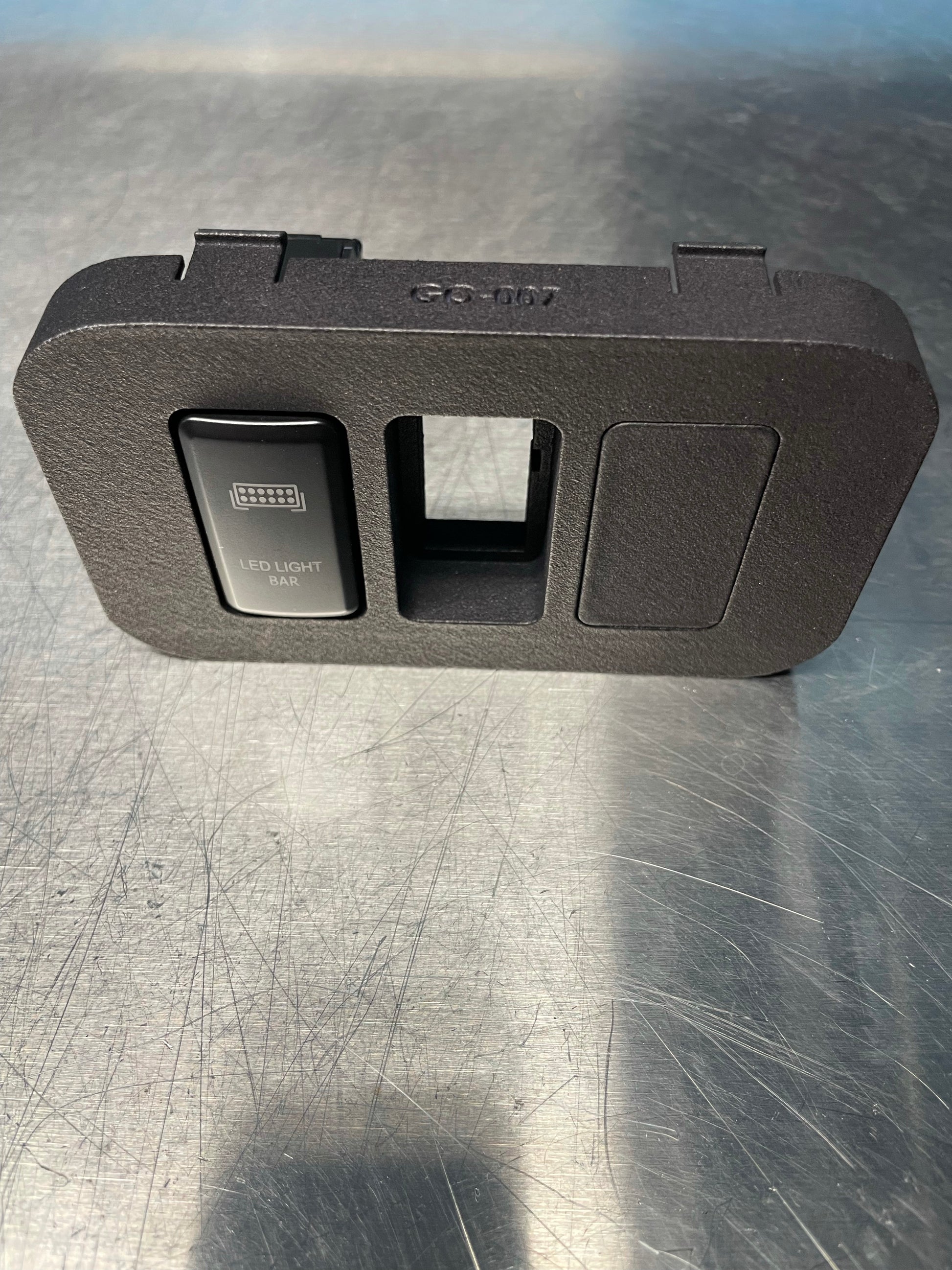 3rd gen toyota tacoma (2015-2022) switch panel insert