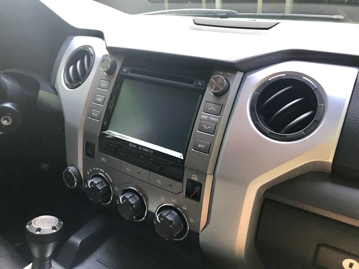 Vent Rings (2014-2021 Tundra) - LUNAR ROCK