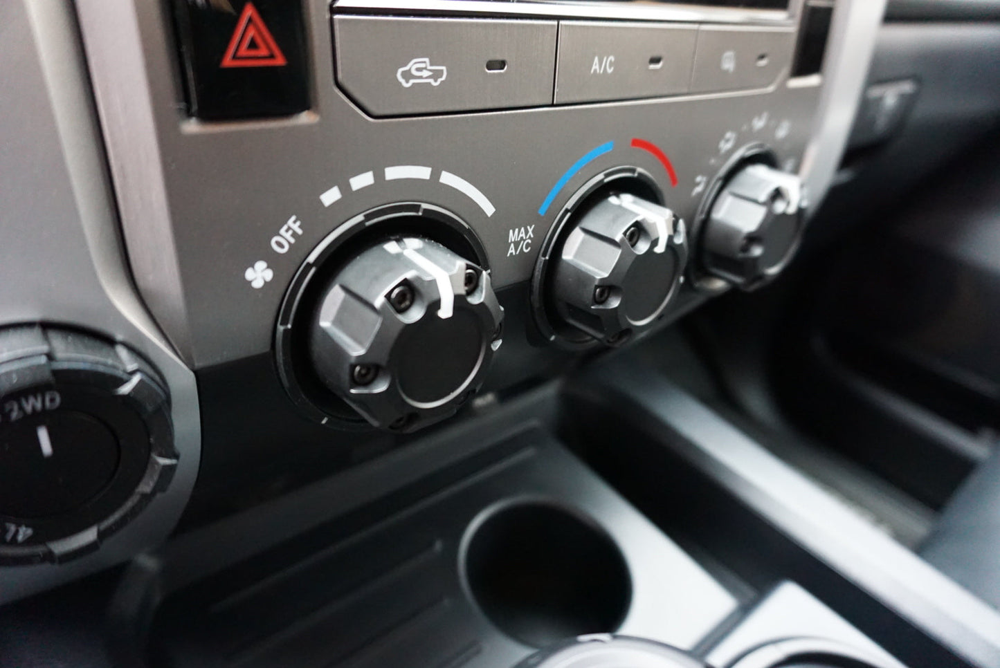 Climate Knob Trim Rings (2014-2021 Tundra) - BLACK