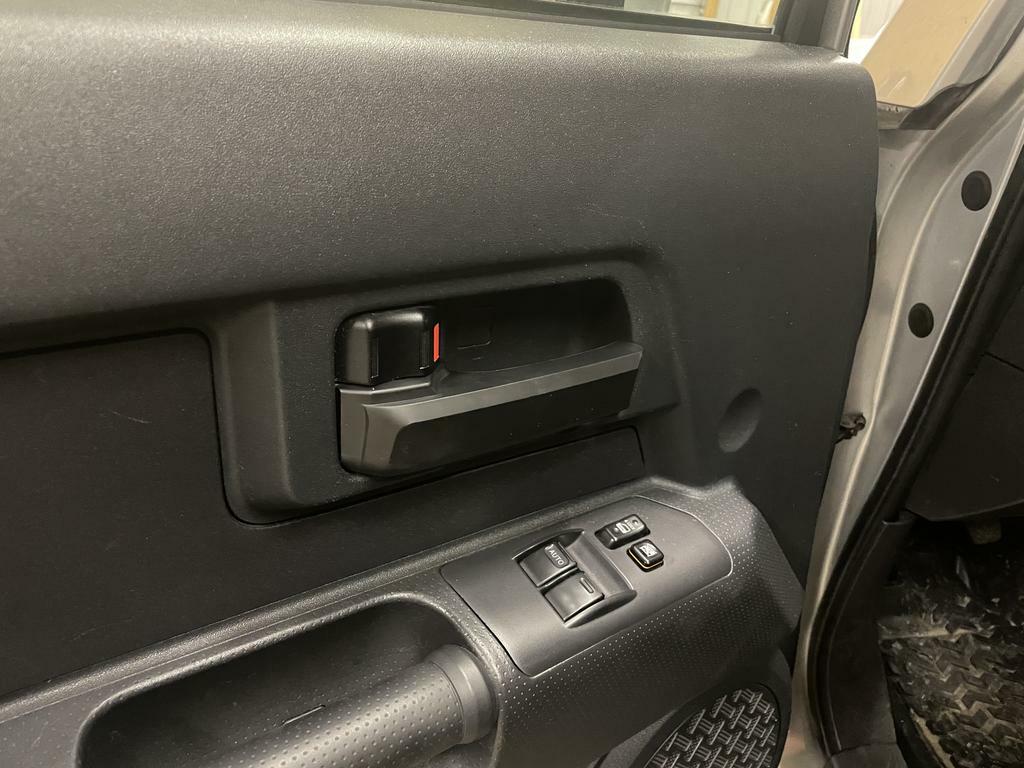 Door Handle Covers (FJ Cruiser) - BLACK