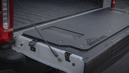 23+ Ford F250/350 SuperDuty | Mountain Hatch Tailgate Table