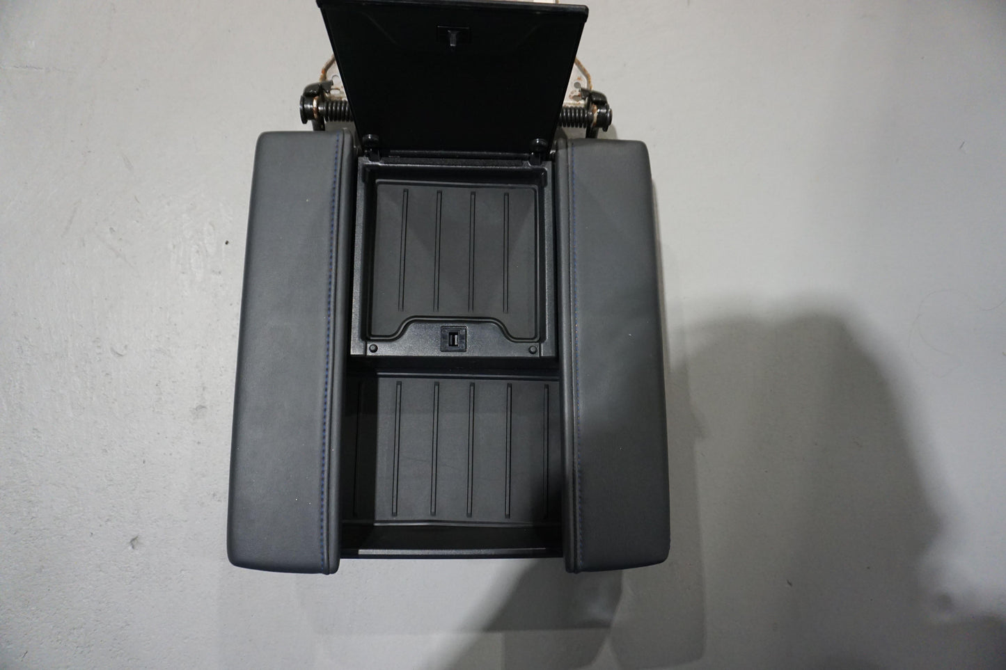 Center Console Tray Liner (2022+ Tundra Platinum) - 2PC BLACK