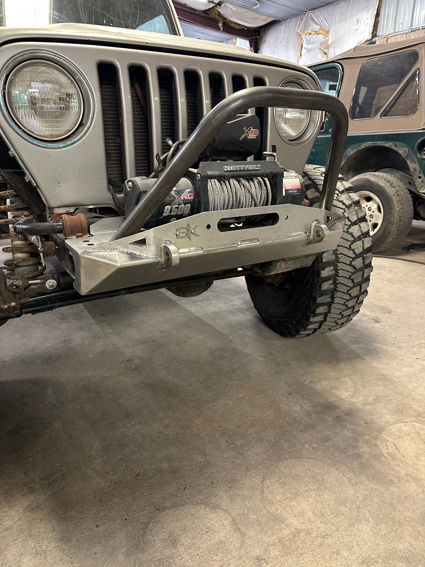 Front Diamond Series Stubby Bumper for Jeep TJ Wrangler (97-06)