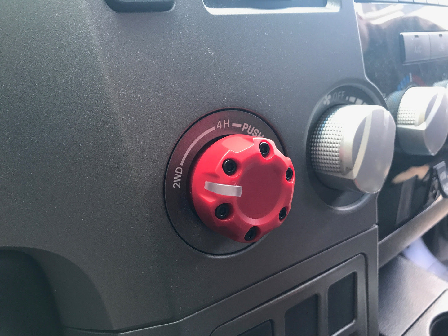 Climate Knobs (2005-2015 Tacoma) - 4 PACK - RED