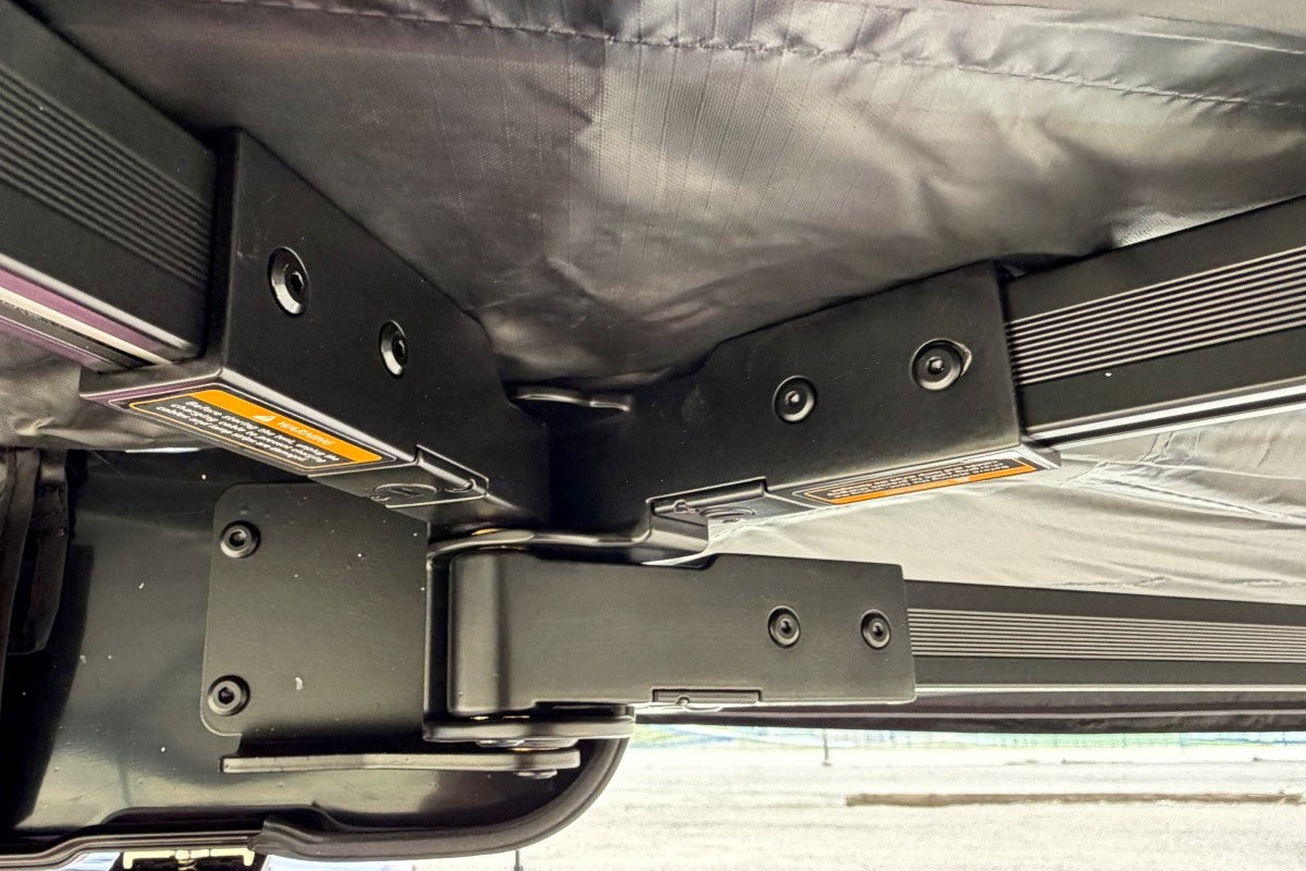 Big Wing 270° Awning