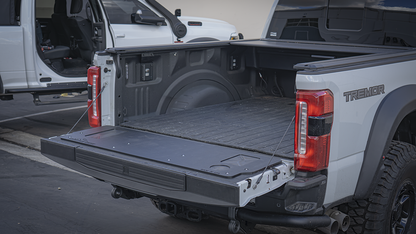 23+ Ford F250/350 SuperDuty | Mountain Hatch Tailgate Table