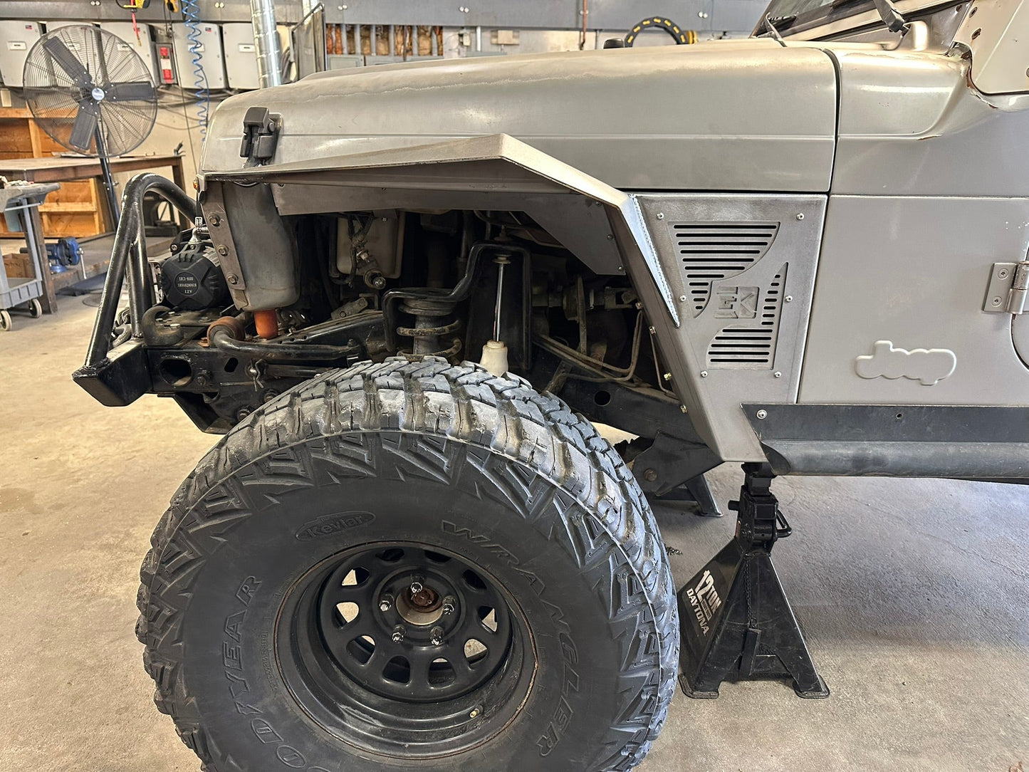 Diamond Series Comp Style Inner Fenders for Jeep TJ Wrangler